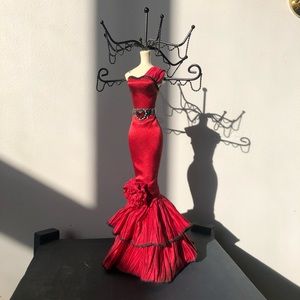 Mannequin Necklace Holder